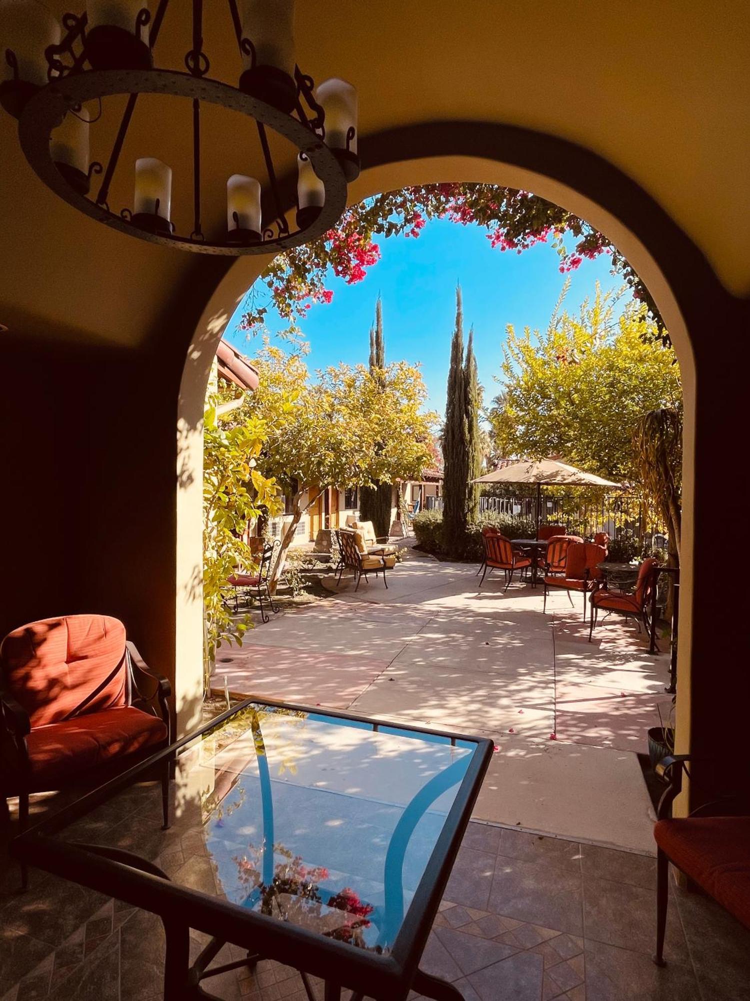 Los Arboles Hotel パーム・スプリングス エクステリア 写真